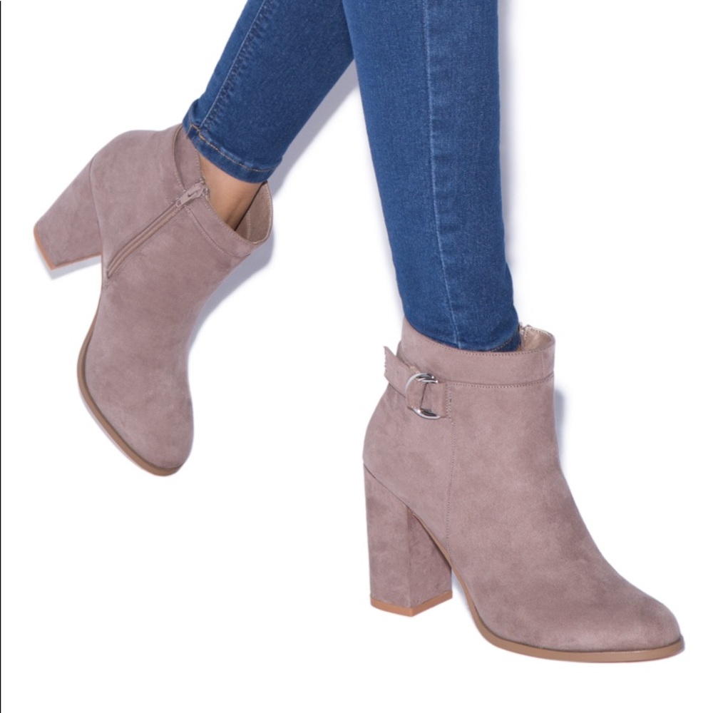 ShoeDazzle Darrie Bootie